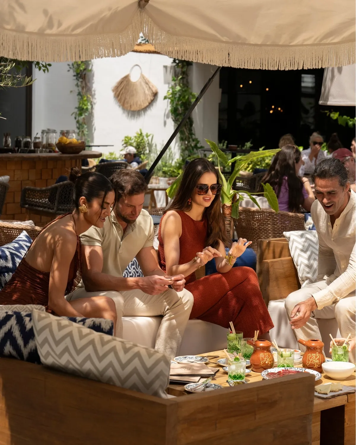 Outdoor Restaurant El bar de lola METT hotel
