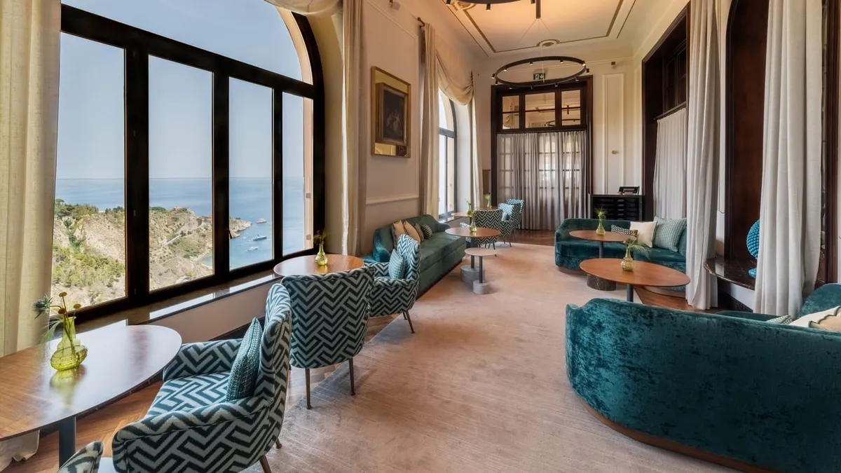 Bar & Chiostro Four Seasons Hotel Taormina