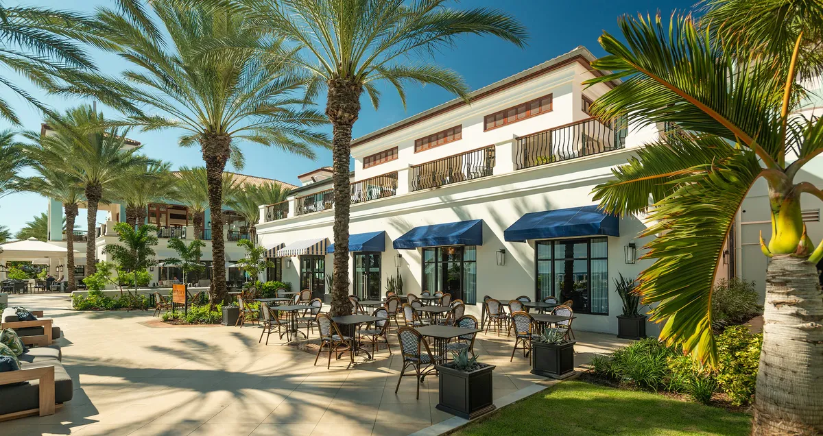 Butch's Island Chop House Sandals Royal Curaçao