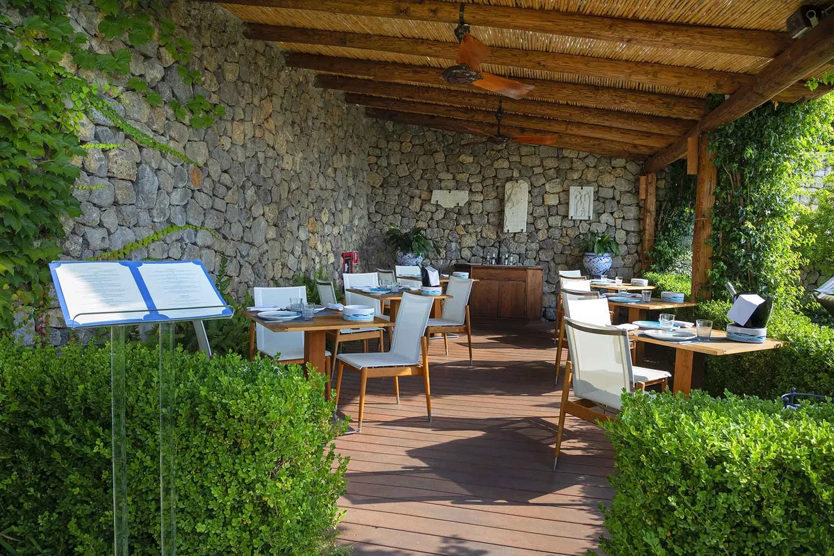 Mezzogiorno Pool Café - Monastero Santa Rosa Hotel & Spa