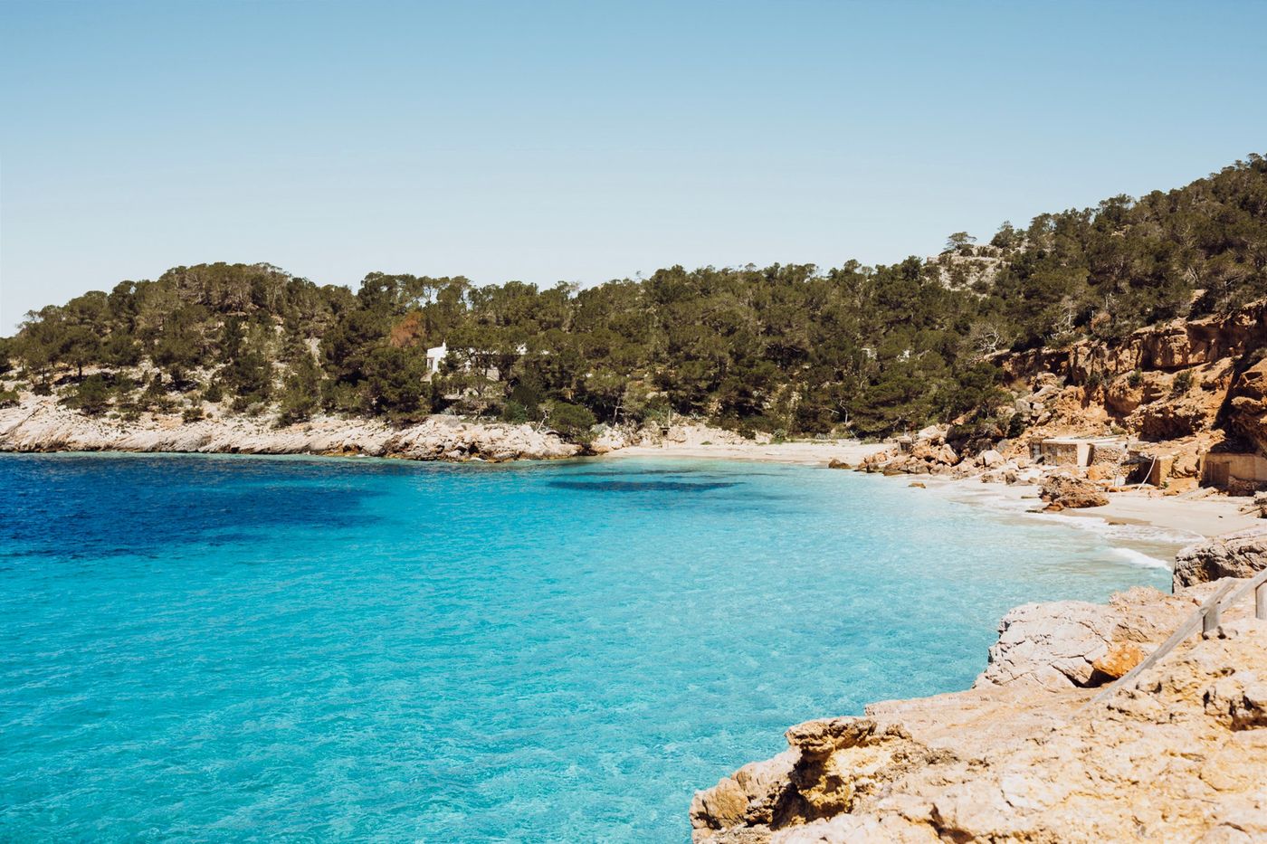 Verblijf in Ibiza’s luxe hotels met persoonlijke service, wellness retreats en Spaanse gastronomie | Senses