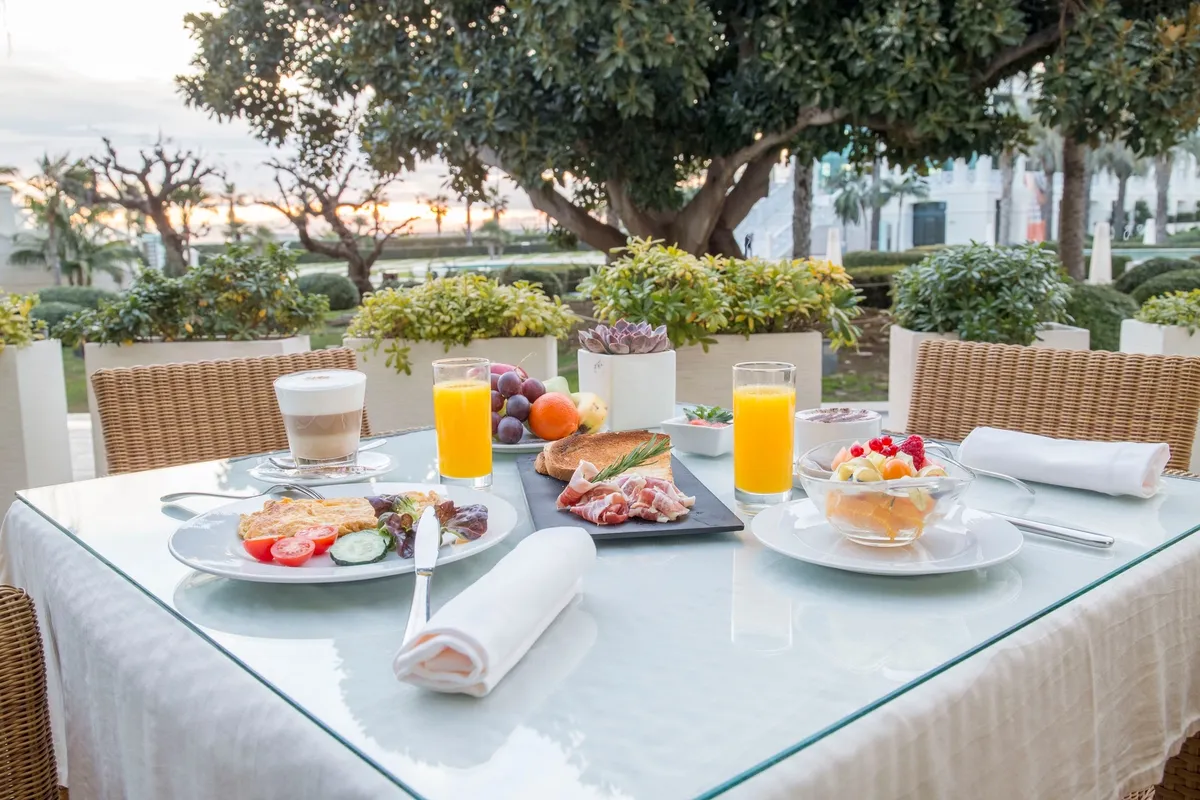 Breakfast Las Arenas Balneario Resort