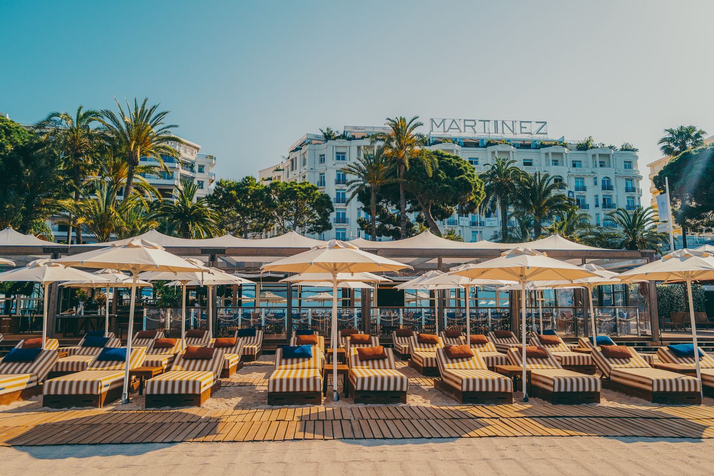 Verken Cannes per privéboot en leg aan bij verborgen baaien voor een intiem luxe moment | Senses