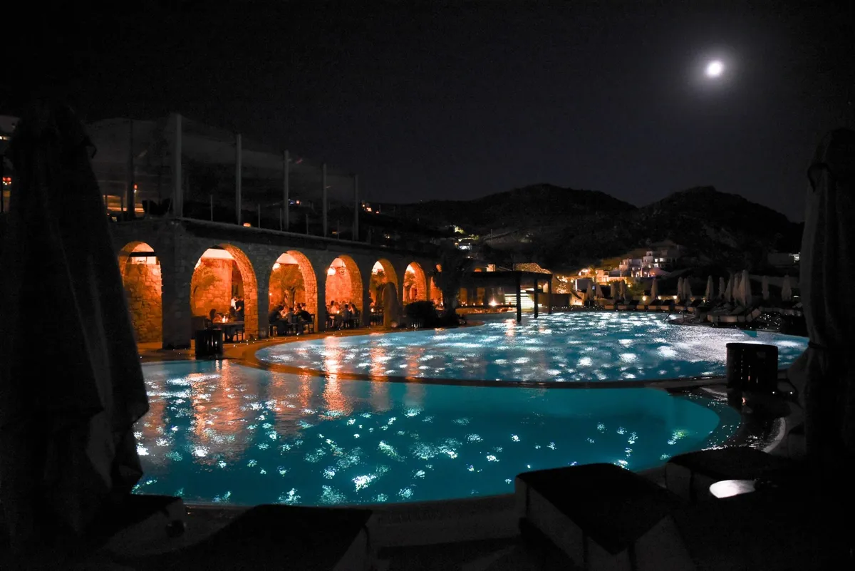 Camares Restaurant Myconian Royal