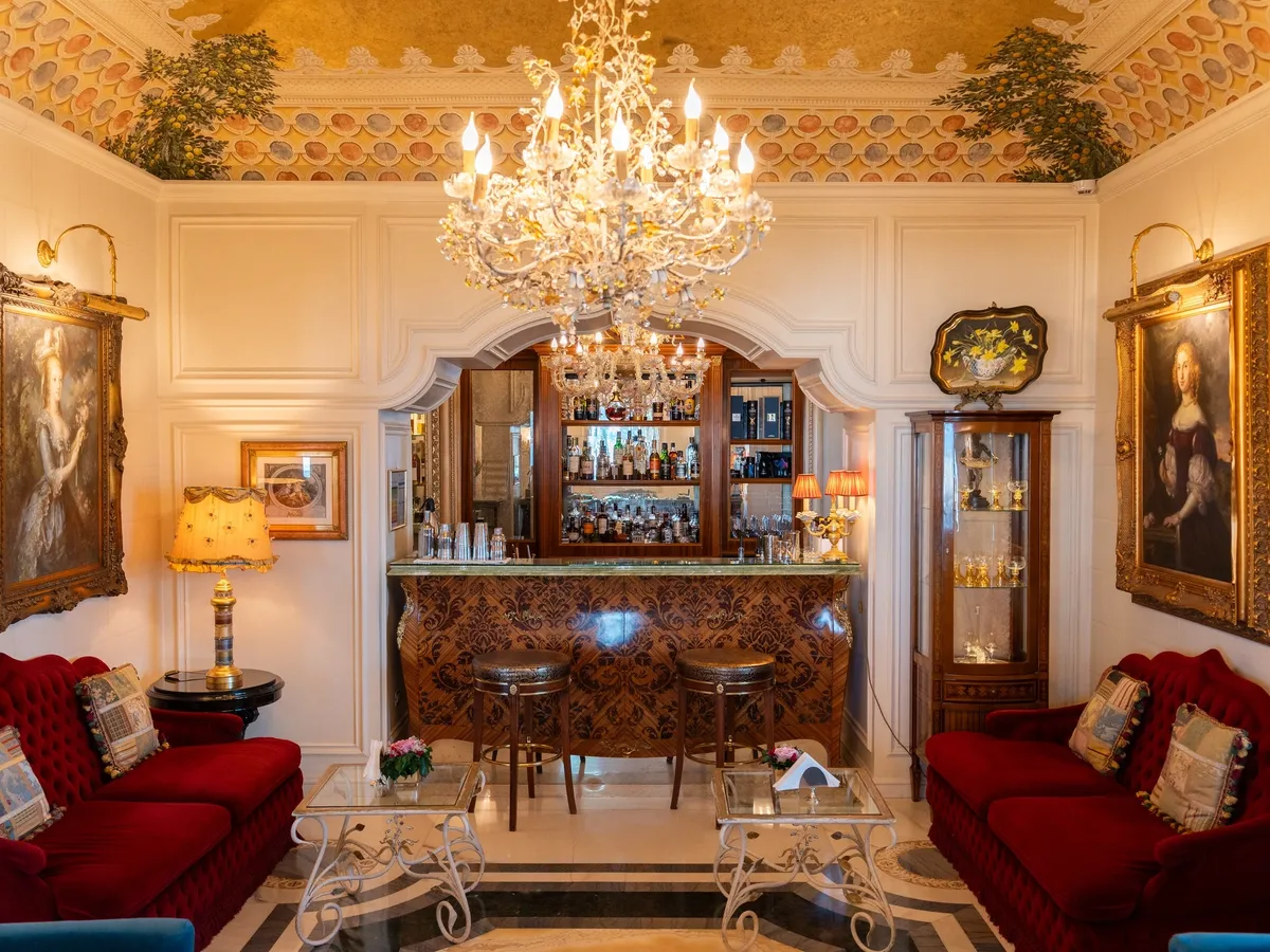 I Principi Bar Villa E Palazzo Aminta