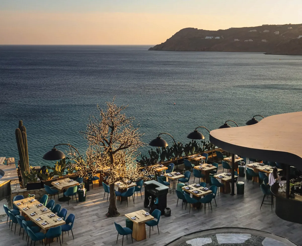 Sishu Sushi Bar Myconian Imperial