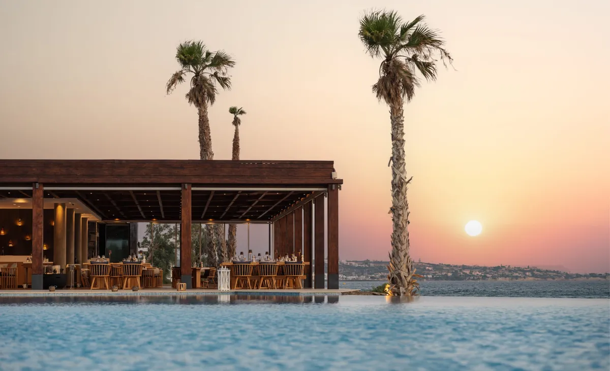 Eternal Blue Nana Princess Suites, Villa & Spa