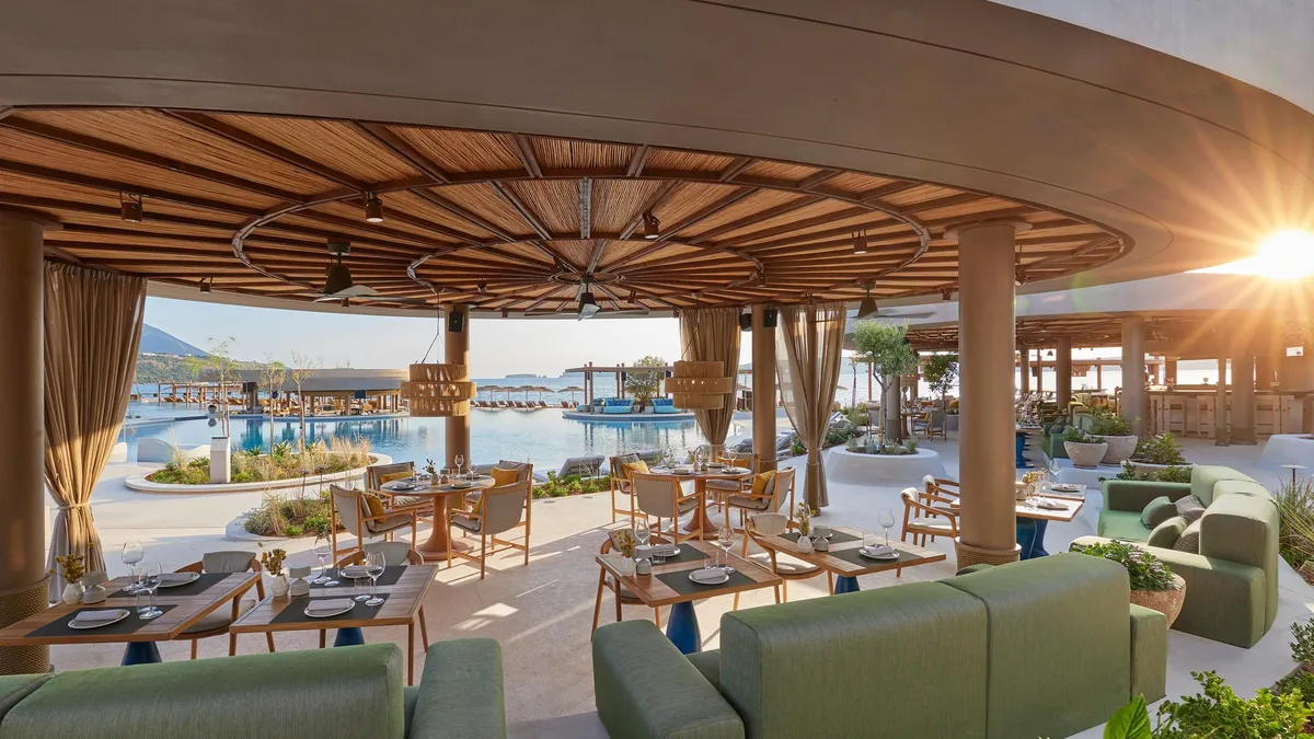 Restaurant Tahir Mandarin Oriental Costa Navarino