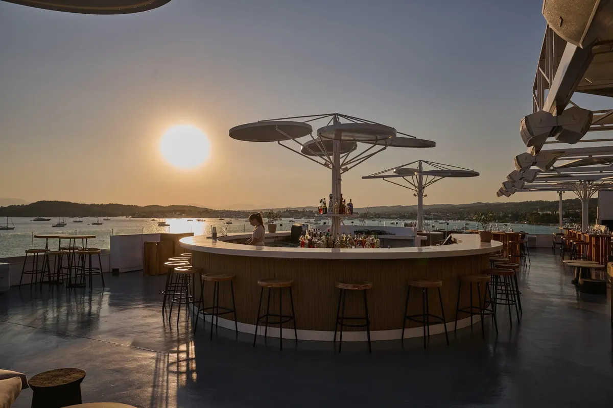 Qurio Rooftop Bar Nikki Beach Resort & Spa