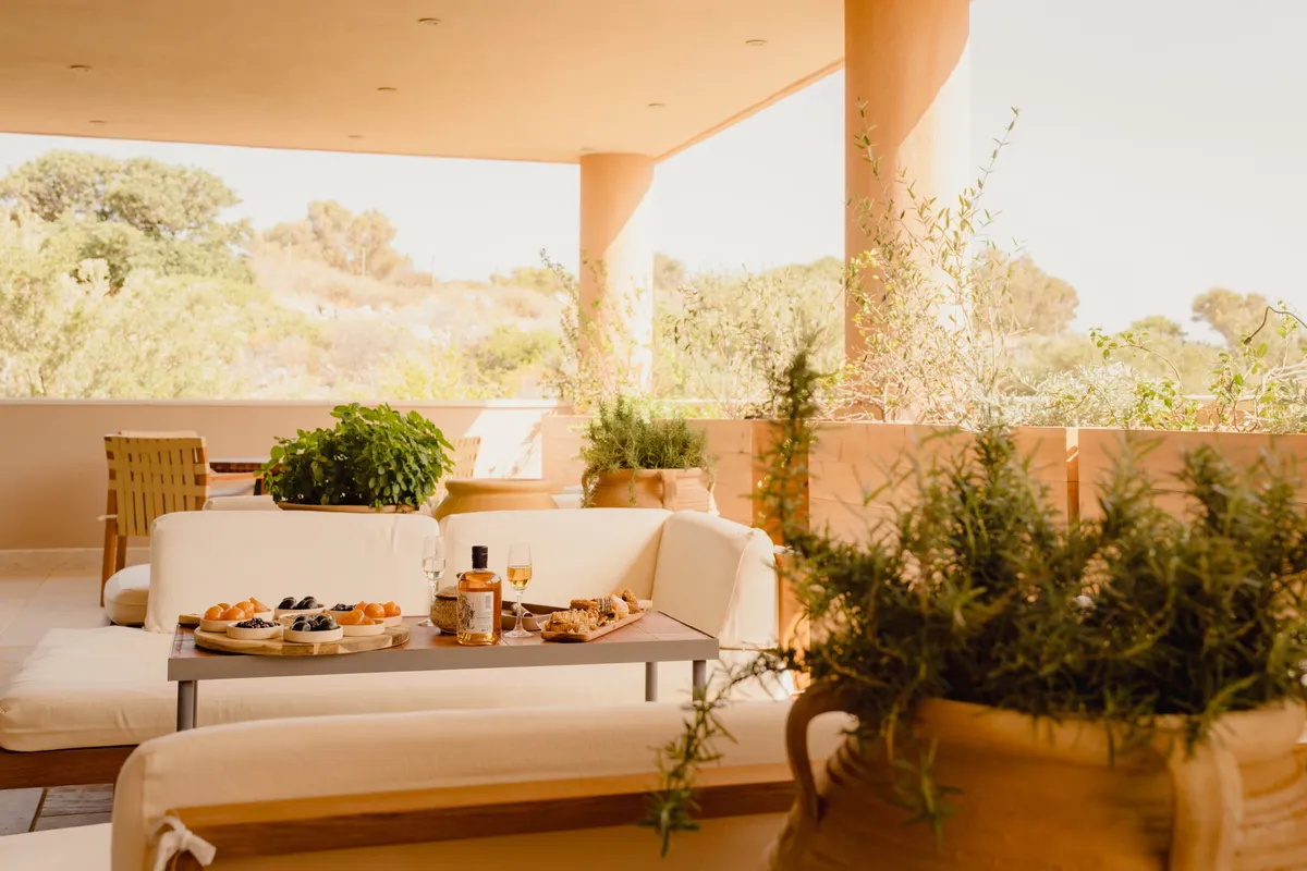 Dessert Balcony Phaea Blue, SLH