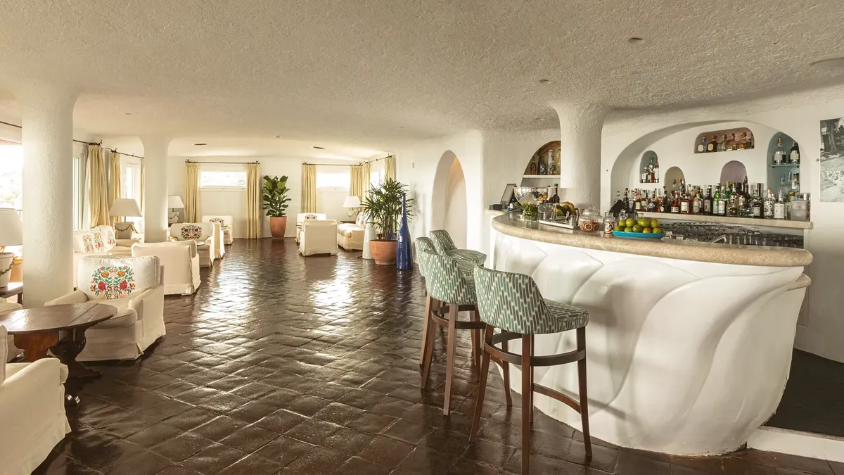 The Ginepro Bar Romazzino, A Belmond Hotel