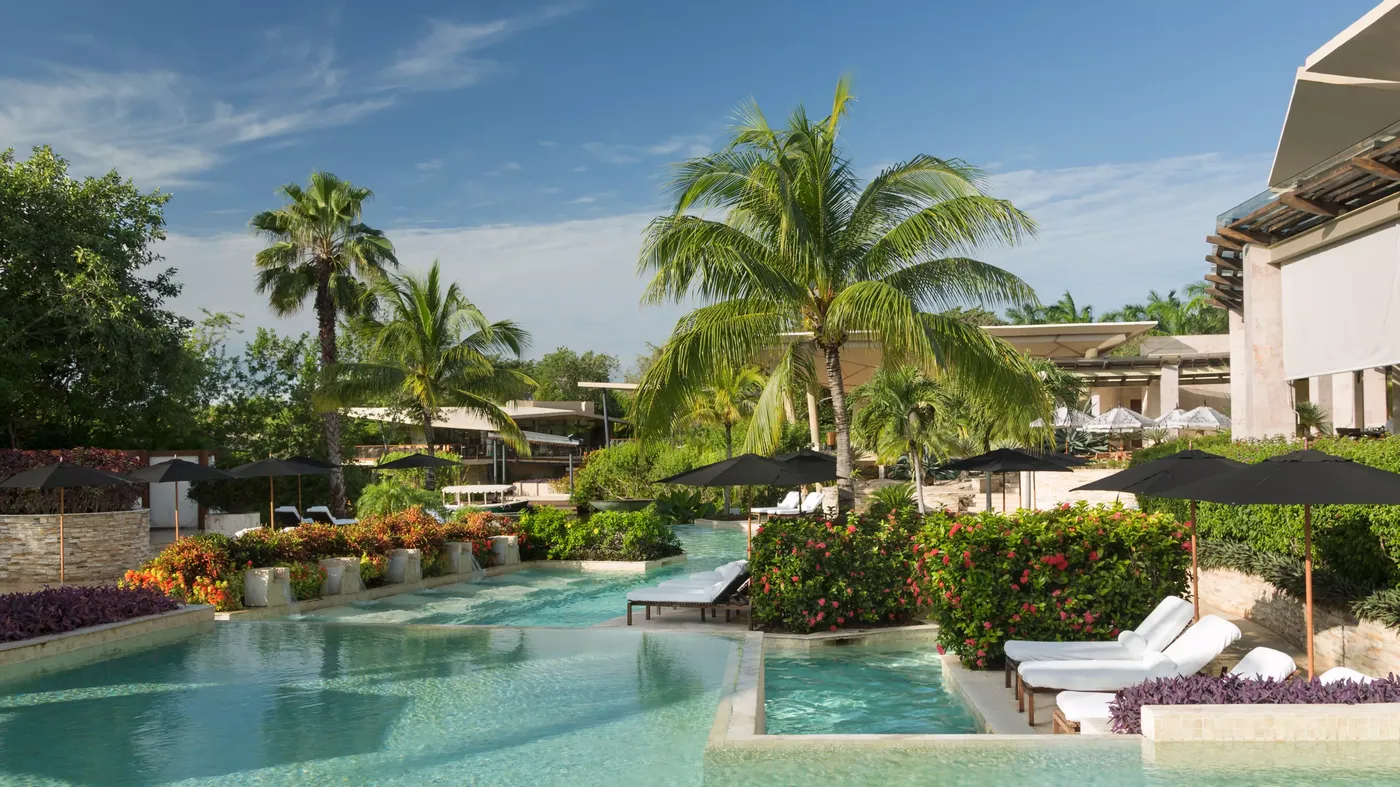 Beleef een onvergetelijke luxe vakantie in Cancún met toegang tot wereldklasse golfbanen en wellnessfaciliteiten | Senses