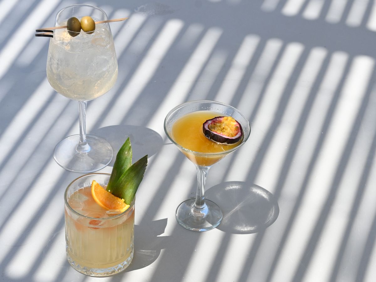Cocktails at Little Bars of Mykonos