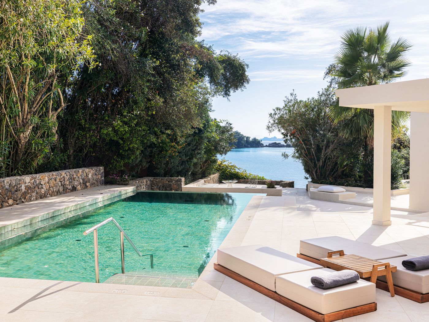 corfu vakantie luxe resort zee uitzicht