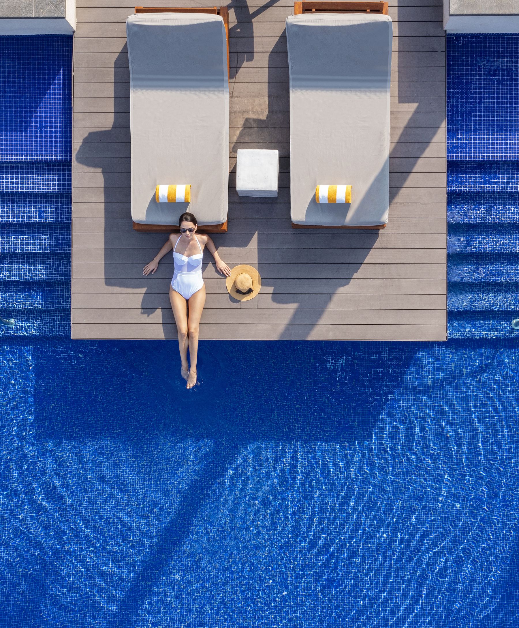 Swimming Pool - The Oberoi Beach Resort