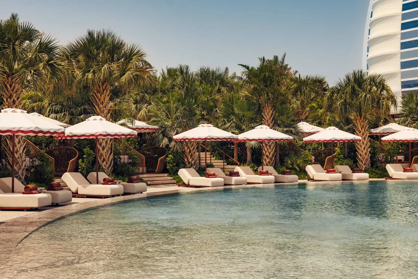 Adult zwembad bij Jumeirah Marsa Al Arab