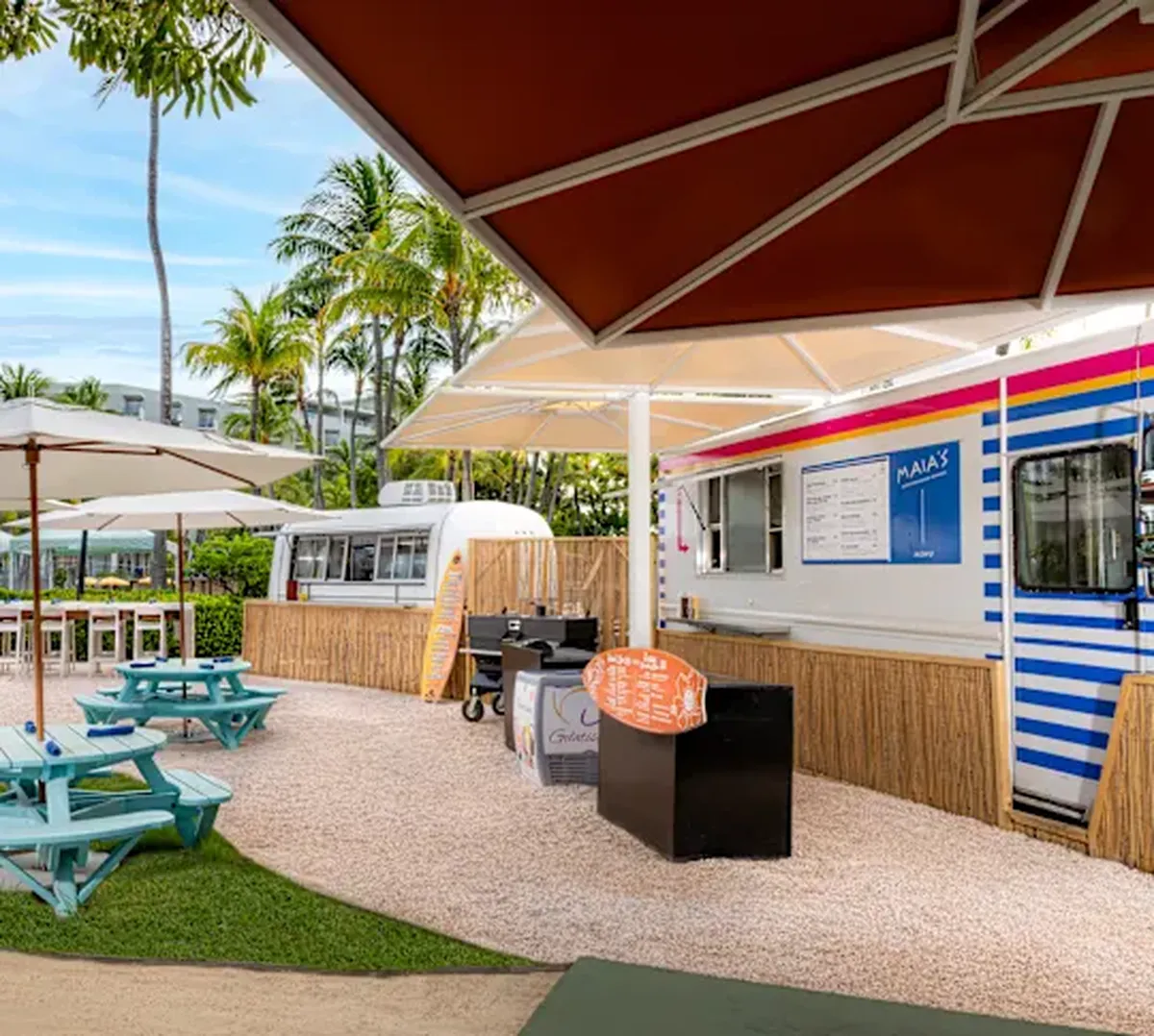 Food trucks Miramar Garden Hilton Aruba Caribbean Resort & Casino
