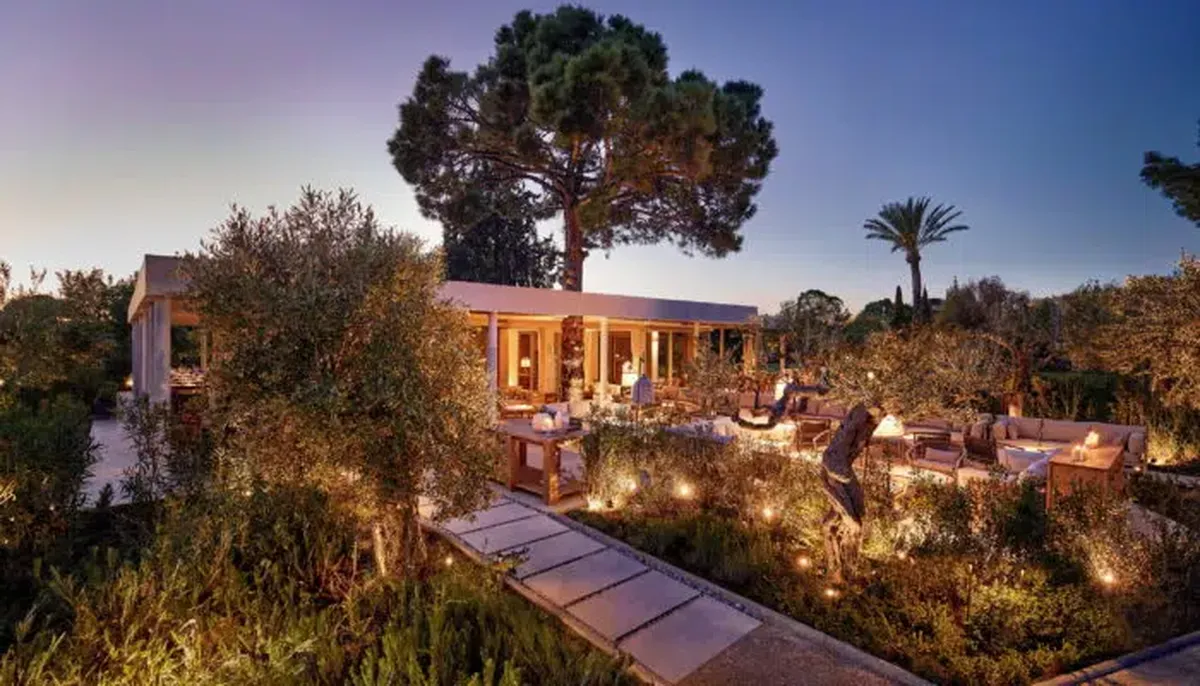 Restaurant The Garden Ikos Oliva