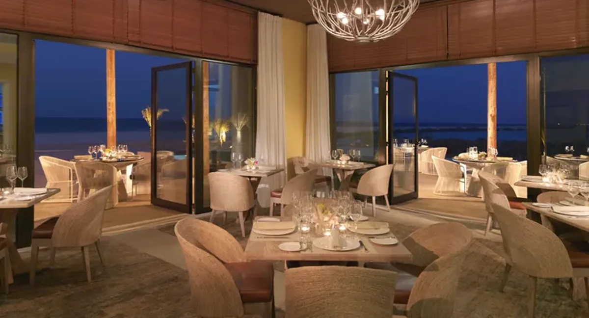 Olio Restaurant & Lounge Anantara Sir Bani Yas Island Resort