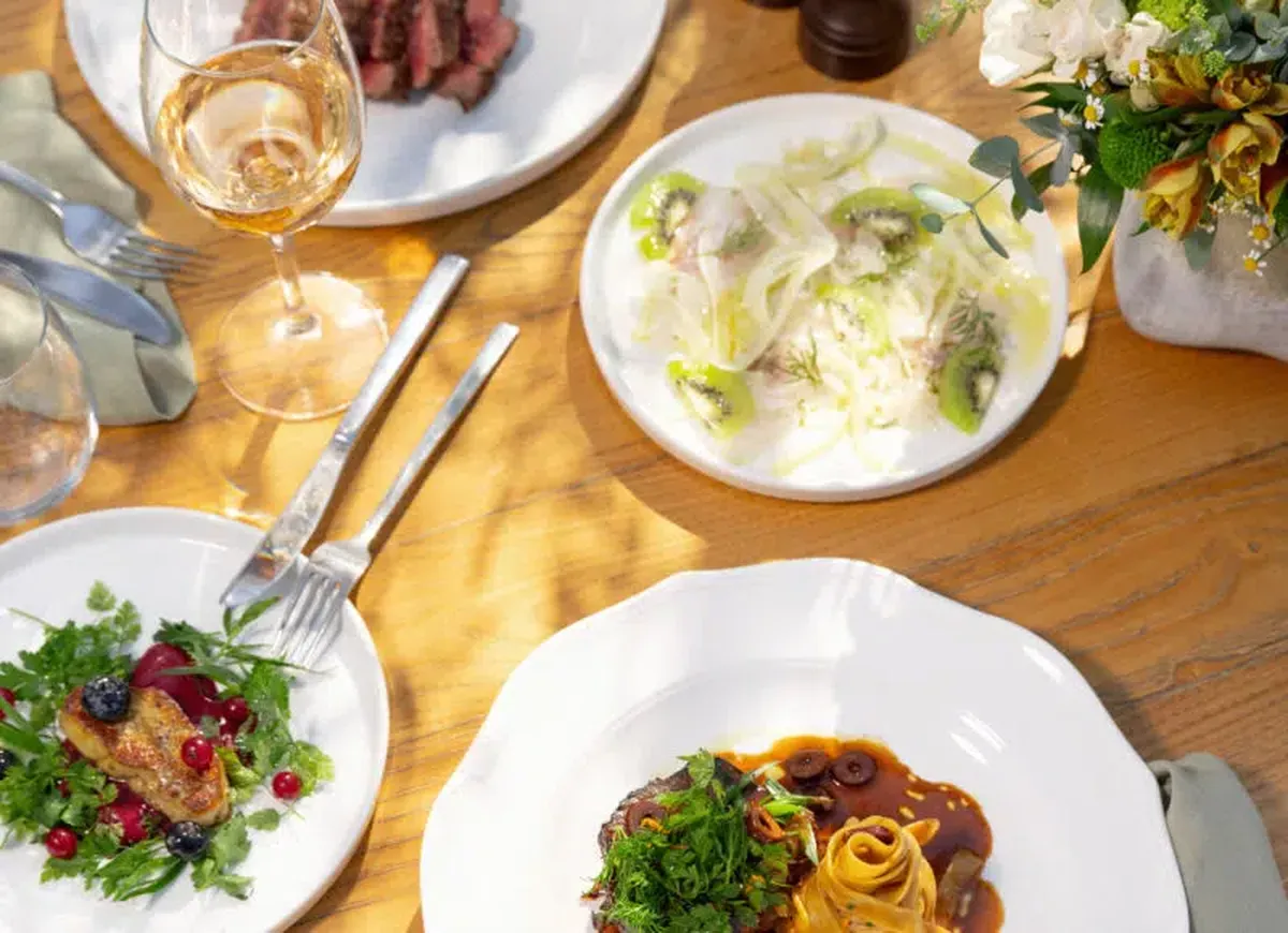 Eten Provence Ikos Dassia