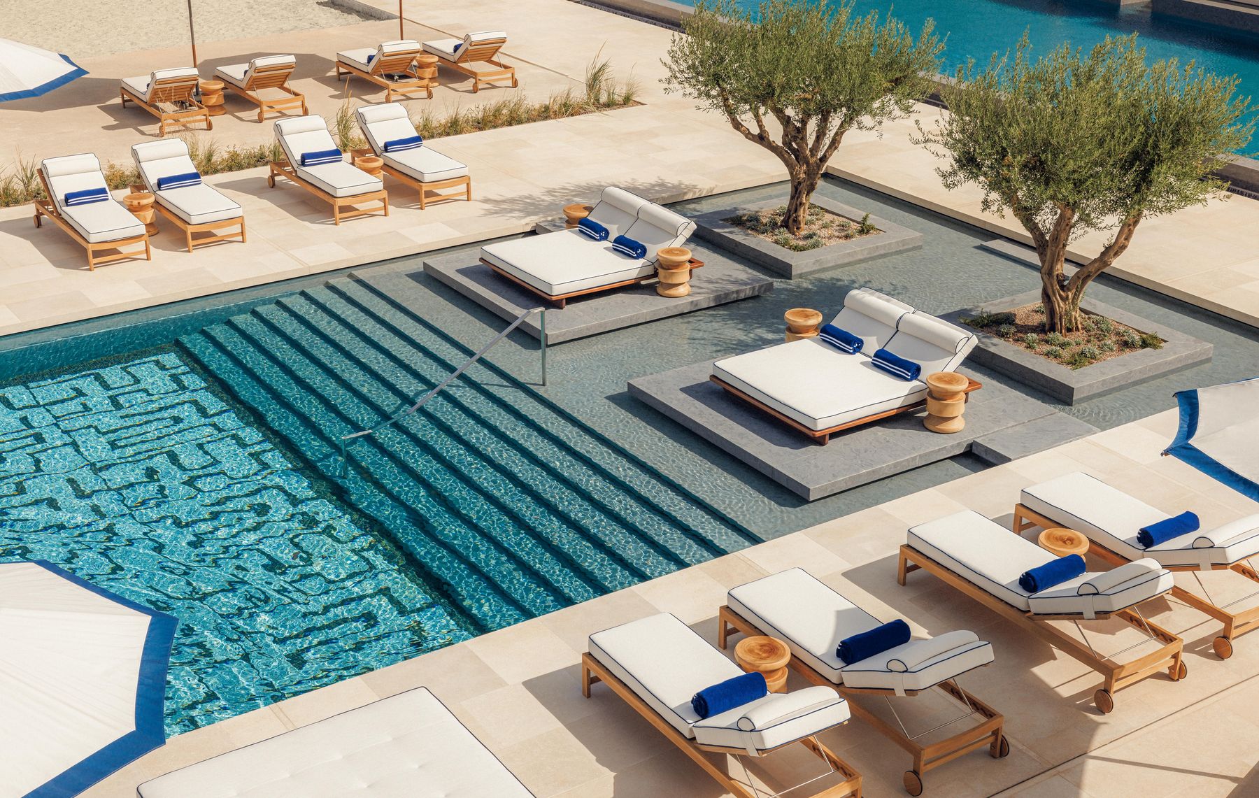 One & Only Aesthesis Pool WaterPads