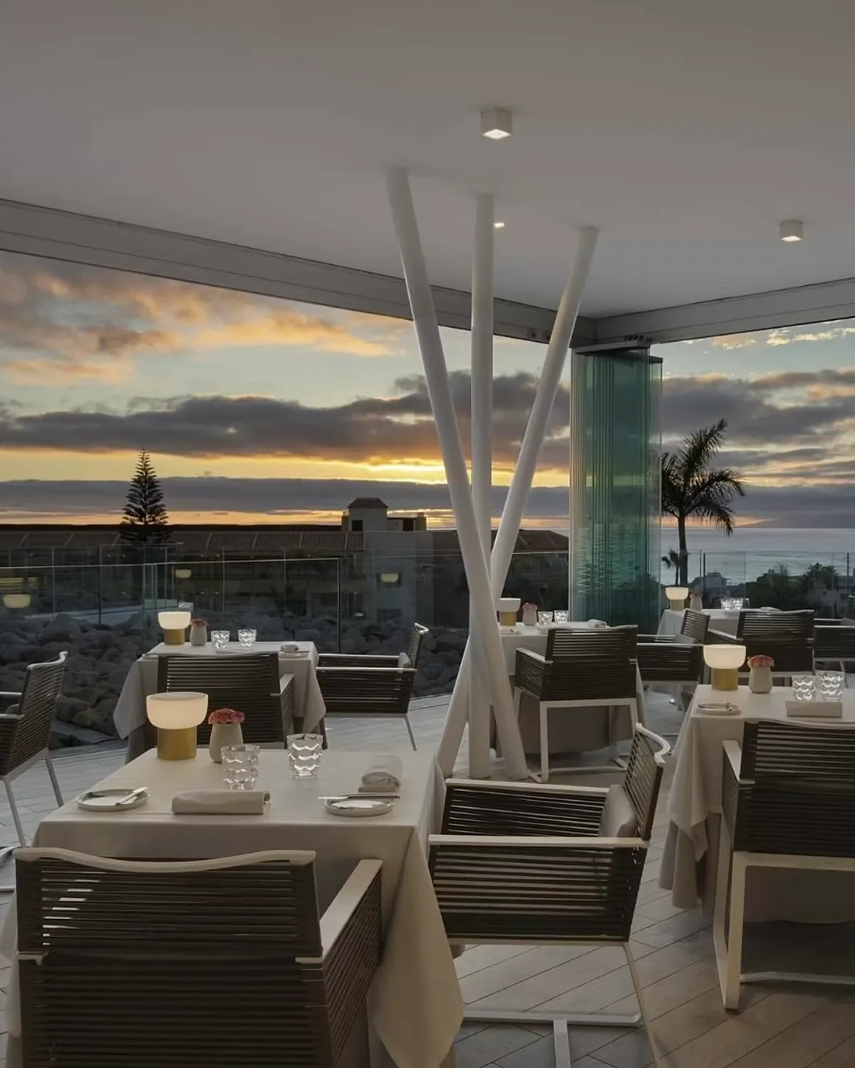 Restaurant Starfish Atlantic Grill Royal Hideaway Corales Beach