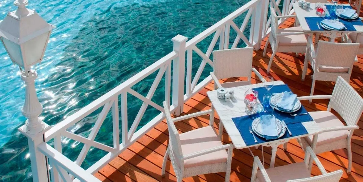 Beach Club Bahía del Duque