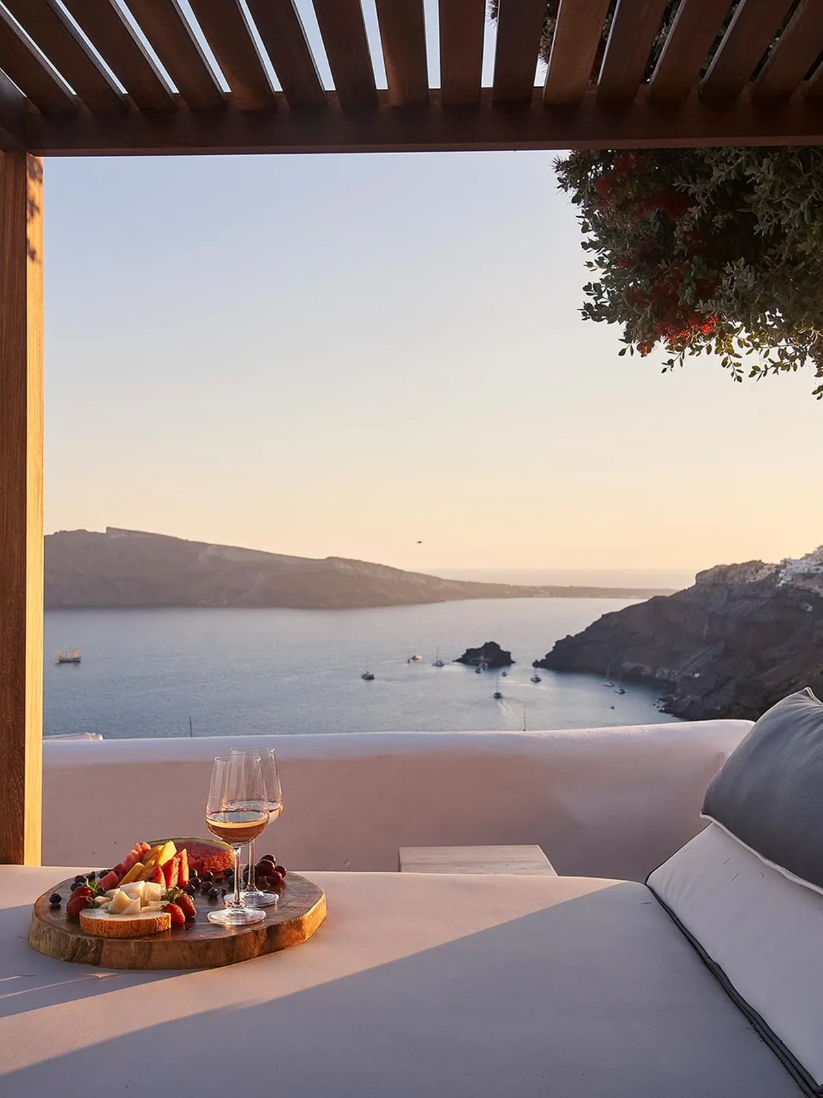 Room service Katikies Kirini Santorini