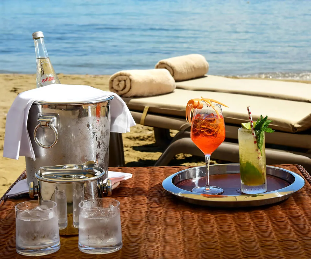 Sea & Sand Beach Bar Nana Princess Suites, Villa & Spa