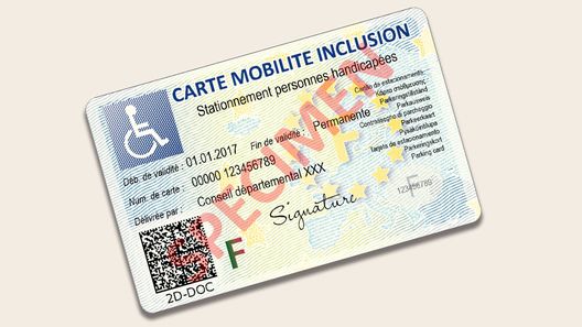 image montrant une carte mobilité inclusion