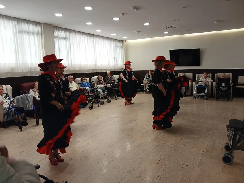29ac6d21-8fa9-43e5-b10c-1151e715af34.jpg