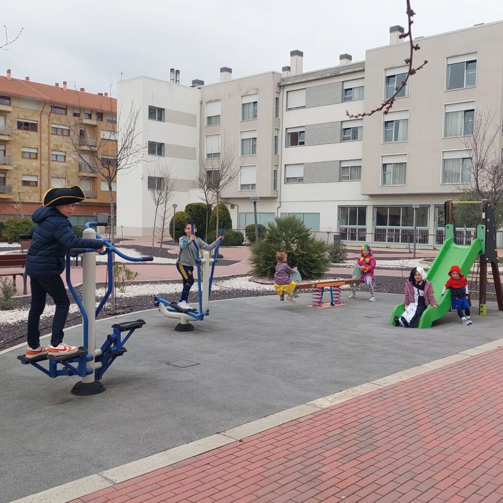 20230221_102618-min-1024x1024.jpg