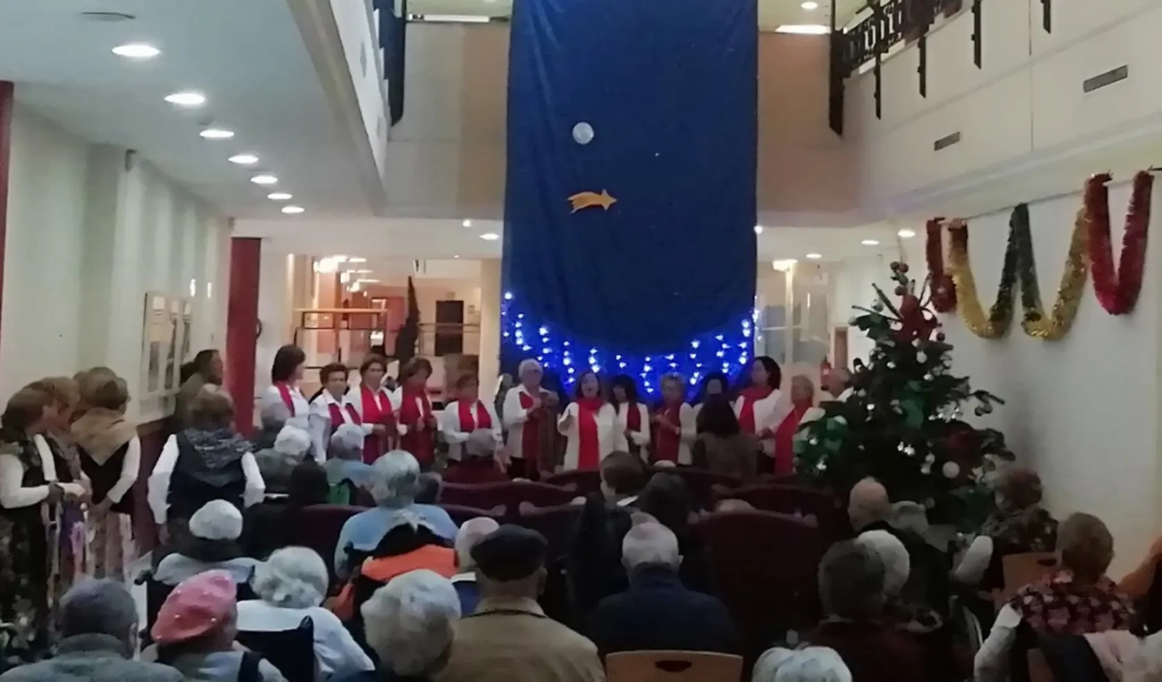 foto-coro-mayores-marbella-4png-1024x601.png