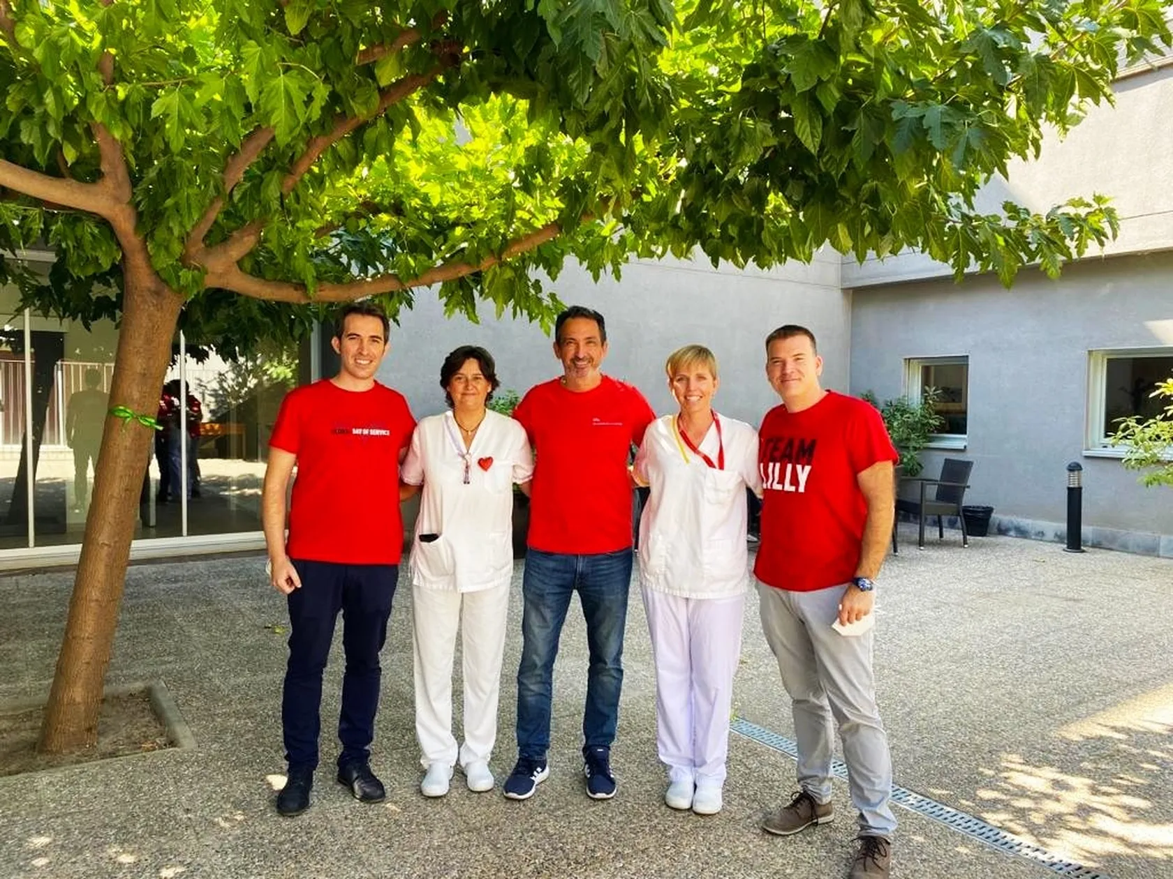 Voluntarios-min.jpg