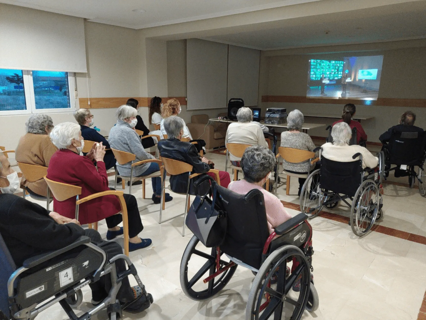 Gala-Premios-DomusVi-Nuestra-Señora-del-Camino-residentes-1024x768.png