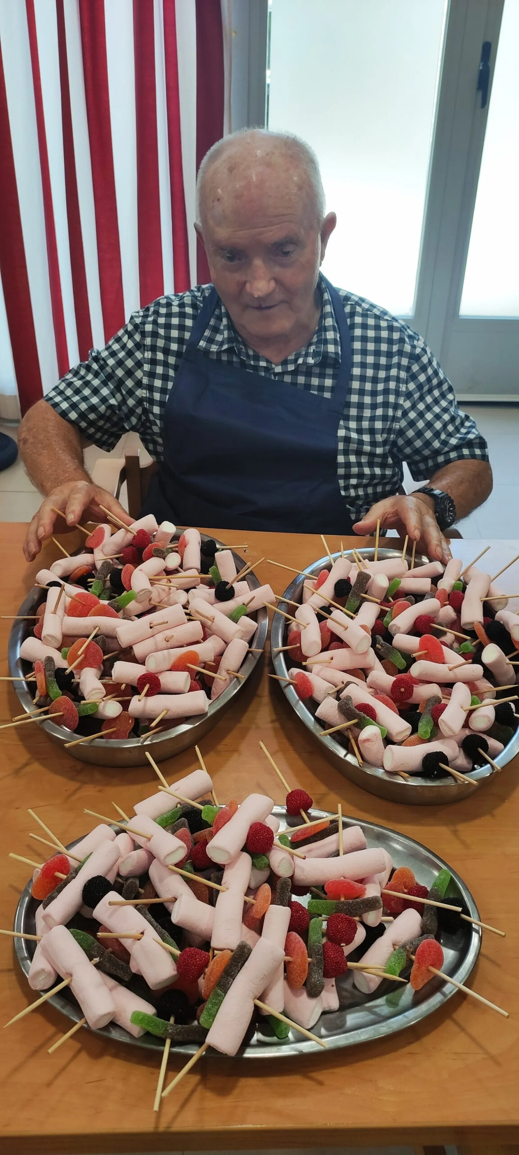 Ernesto-chuches-min-scaled.jpg