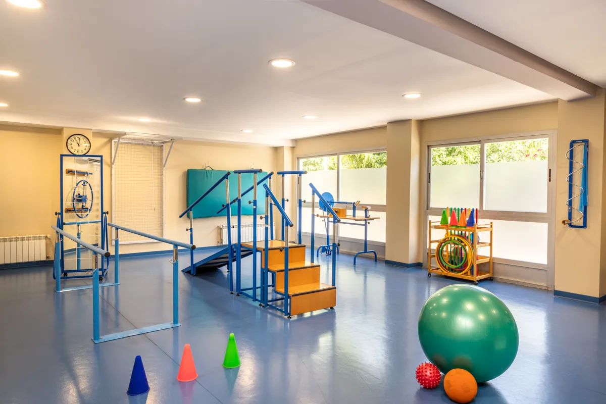 Gimnasio y sala de rehabilitación para mayores