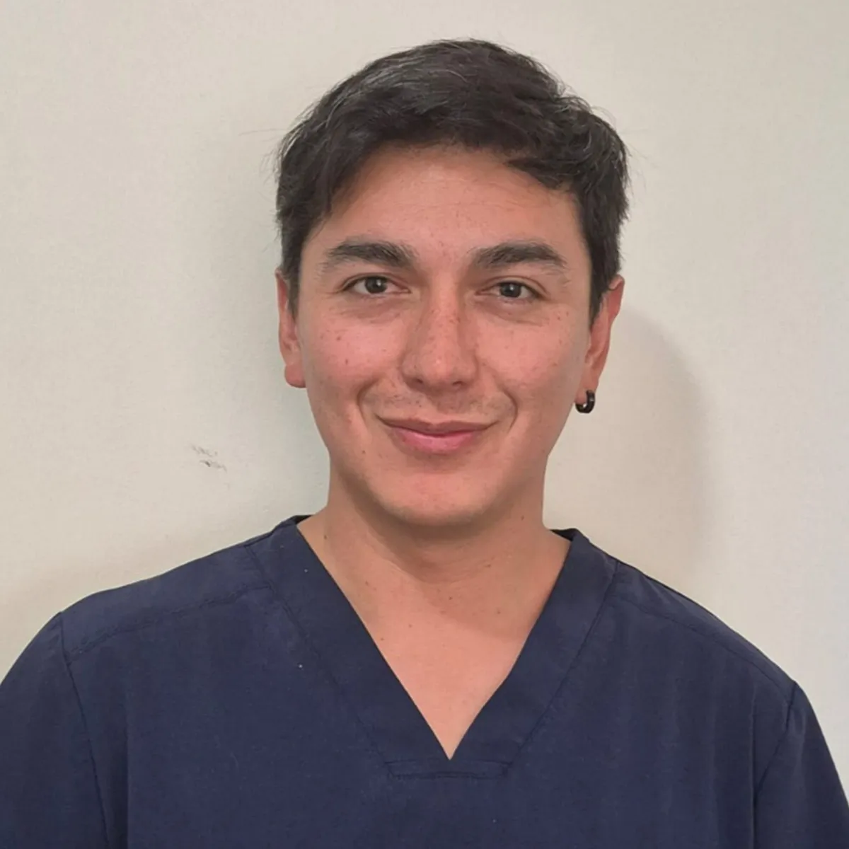 Yeiko Gonzalez - Enfermero clínico Acalis Medina