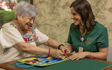 Taller de terapia ocupacional en Acalis Medina-2