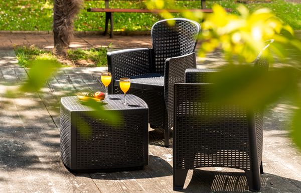 Terraza DomusVi Villa Sacramento