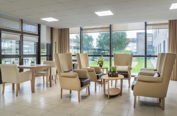 Salón TV en residencia de ancianos