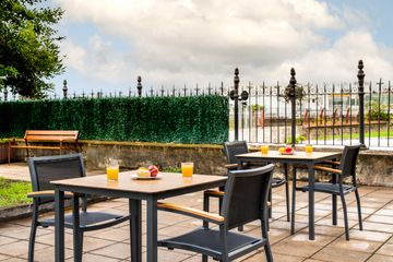 Terraza DomusVi Los telares