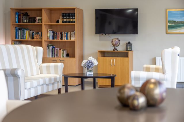 Salón TV en residencia de ancianos