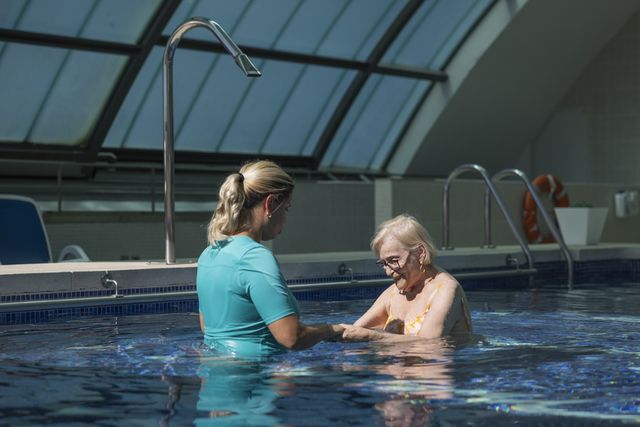 actividades en la piscina