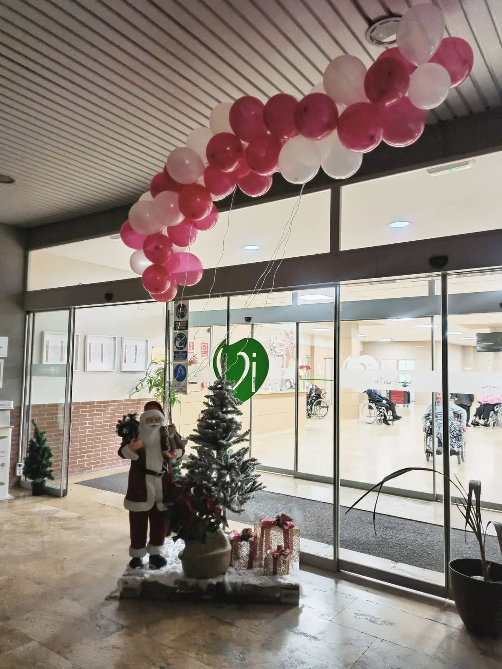 DECORACION-ENTRADA-DOMUSVI-VALDEMORO-1.jpg