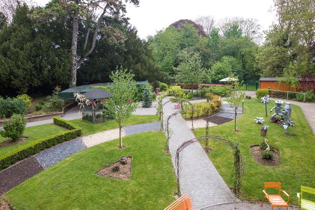 Jardin botannique promenade anglaise ehpad à Crouy-En-Thelle, Résidence Les Cèdres