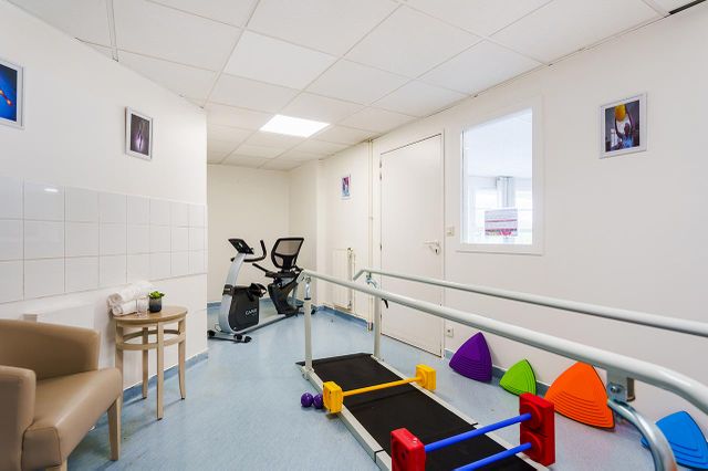 Salle d'exercice physique et soin résidence retraite Les Jardins d'Epinay