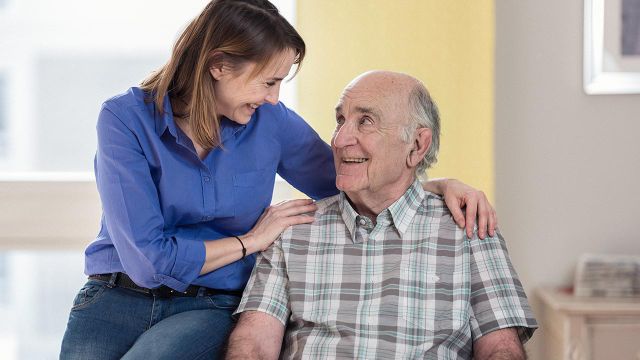un résident et sa fille