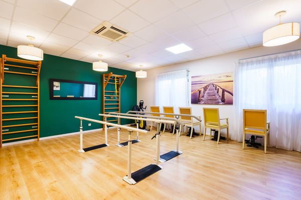 salle de rééducation pour residents à la villa des saules