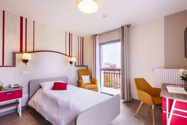 chambre résidence médicalisée guethary